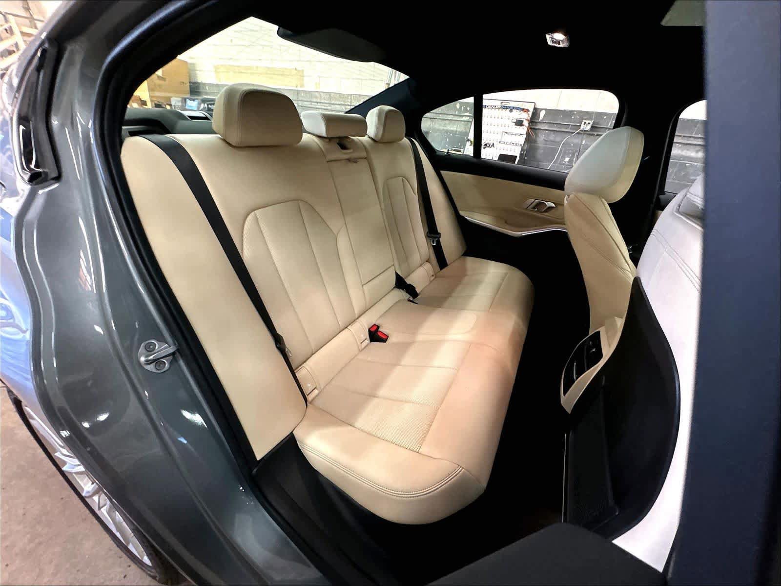Used 2023 BMW 330e w/ Premium Package RWD image 29