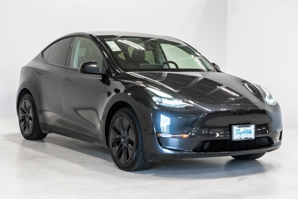 Used 2025 Tesla Model Y Long Range AWD/4WD image 5