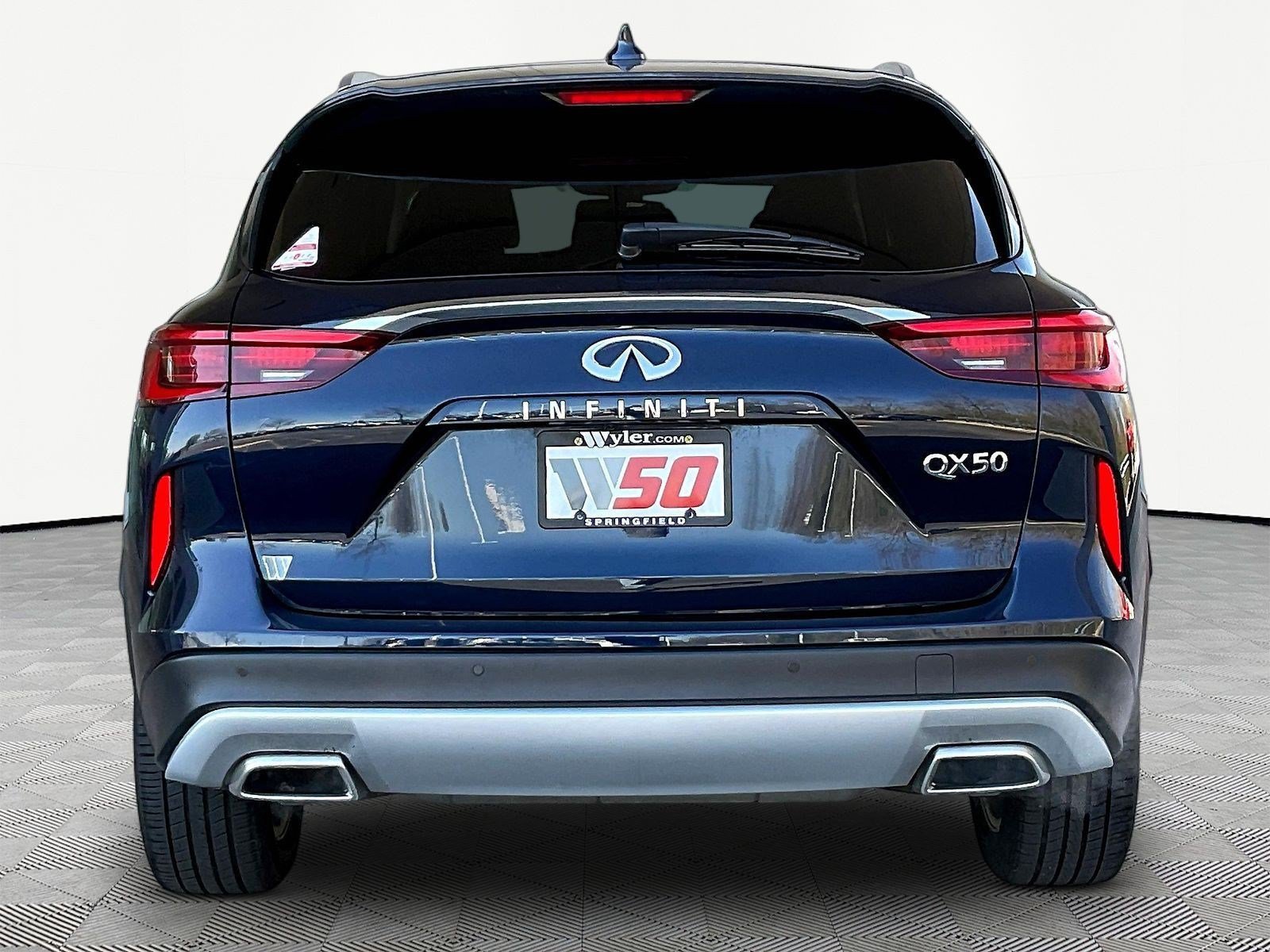 Used 2021 INFINITI QX50 Luxe FWD image 5