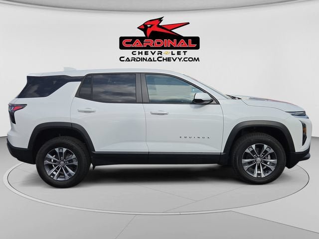 New 2027 Chevrolet Equinox LT w/ LPO, Floor Liner Package AWD/4WD image 2