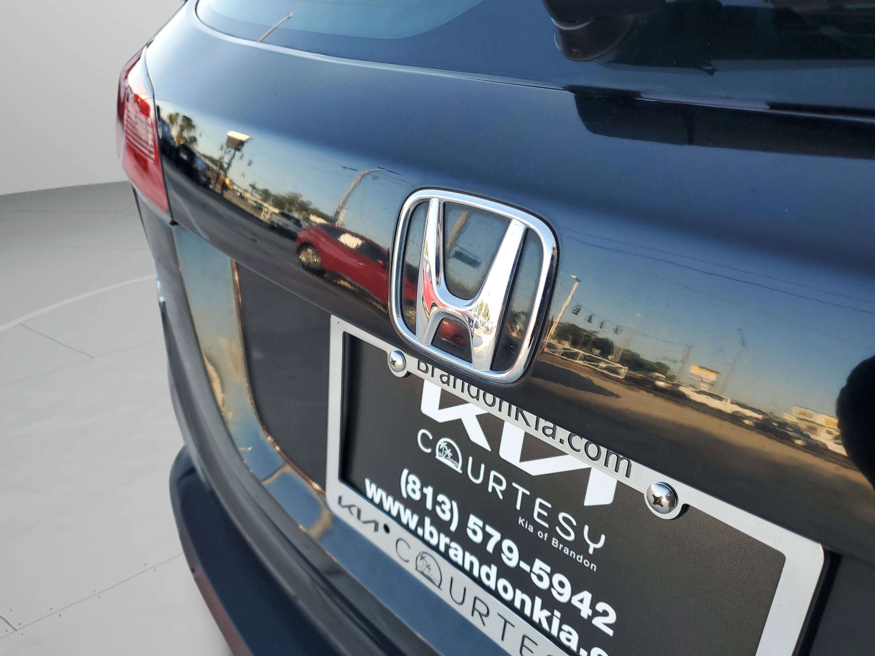 Used 2017 Honda HR-V LX image 31