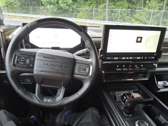 Used 2024 GMC Hummer EV 3X AWD/4WD image 2