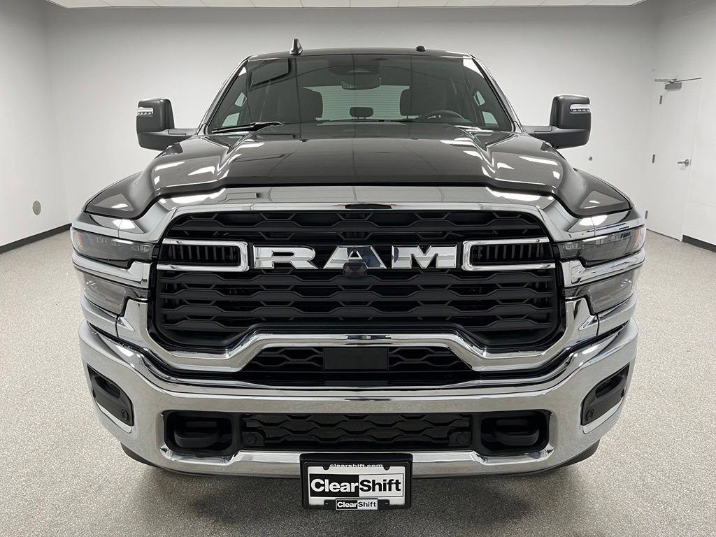 Used 2025 RAM 2500 Big Horn AWD/4WD image 3