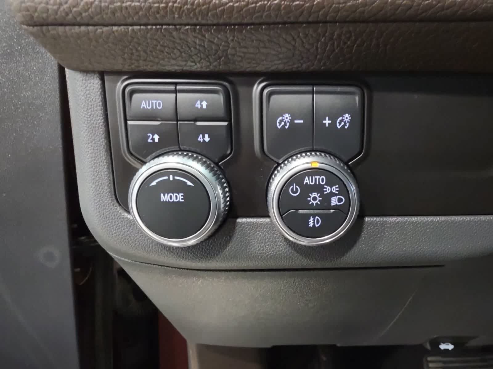 Used 2023 GMC Yukon XL Denali AWD/4WD image 23
