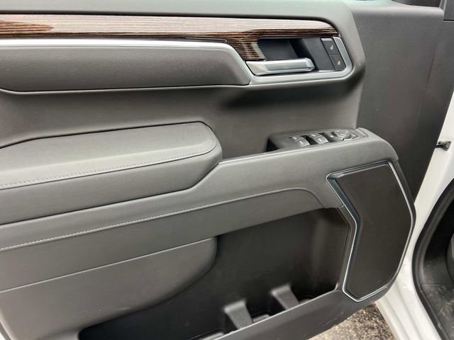New 2026 GMC Sierra 1500 Elevation image 12