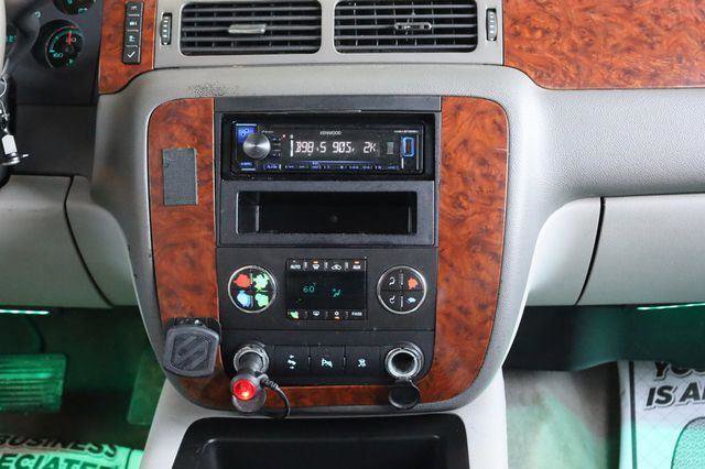 Used 2008 Chevrolet Suburban LT w/ LT Preferred Equipment Group RWD image 34