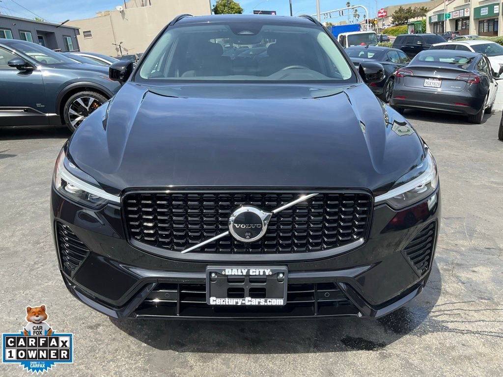 Used 2025 Volvo XC60 B5 Plus image 91
