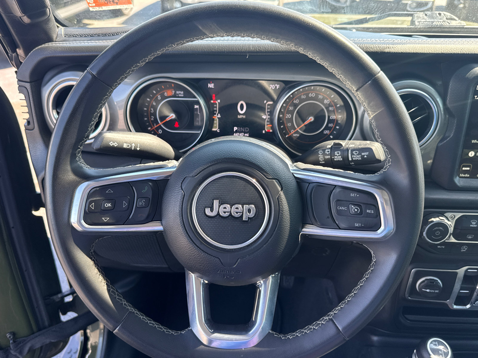 Used 2023 Jeep Wrangler Unlimited Sahara AWD/4WD image 15
