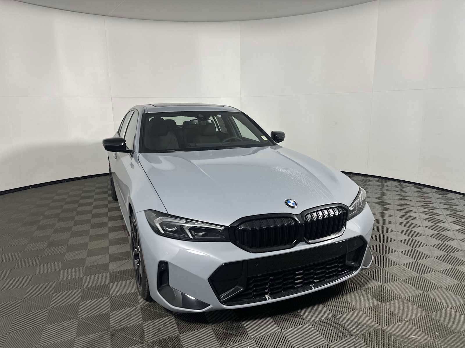 New 2026 BMW 330i xDrive Sedan w/ M Sport Package image 6