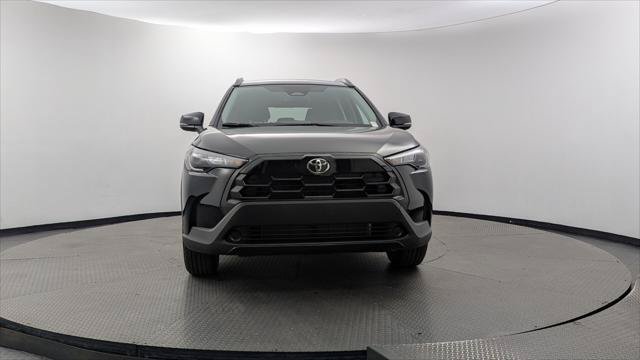 Used 2026 Toyota Corolla Cross LE FWD image 12