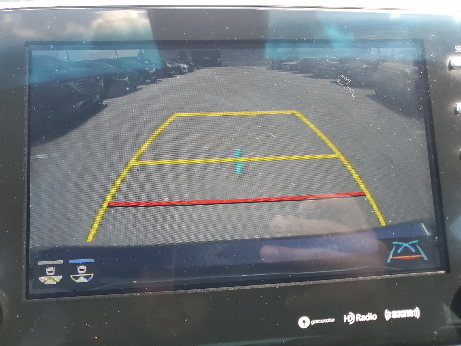 Used 2021 Toyota Avalon XLE FWD image 24