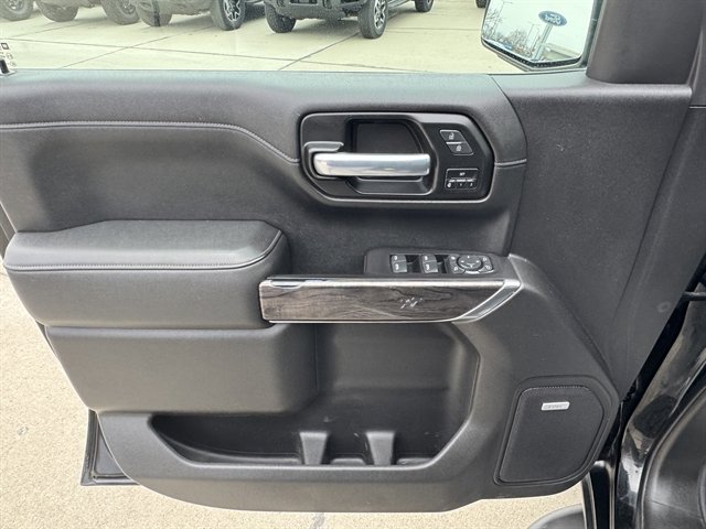 Used 2021 Chevrolet Silverado 1500 LTZ image 11