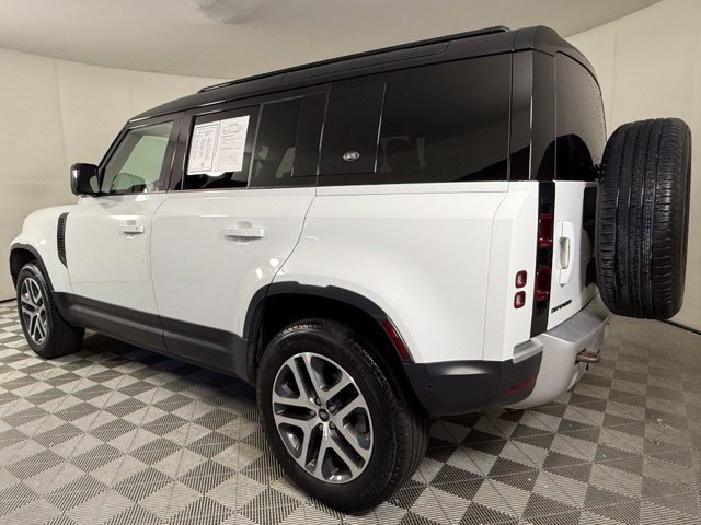 Used 2023 Land Rover Defender 110 S AWD/4WD image 4
