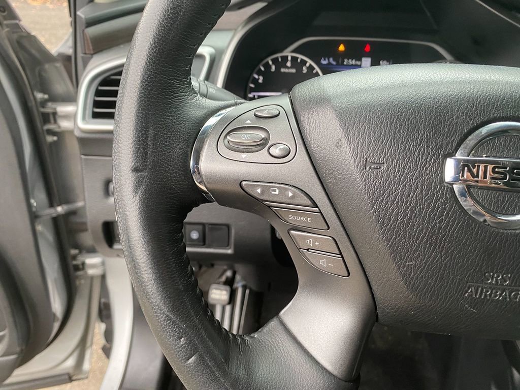 Used 2019 Nissan Murano Platinum image 16