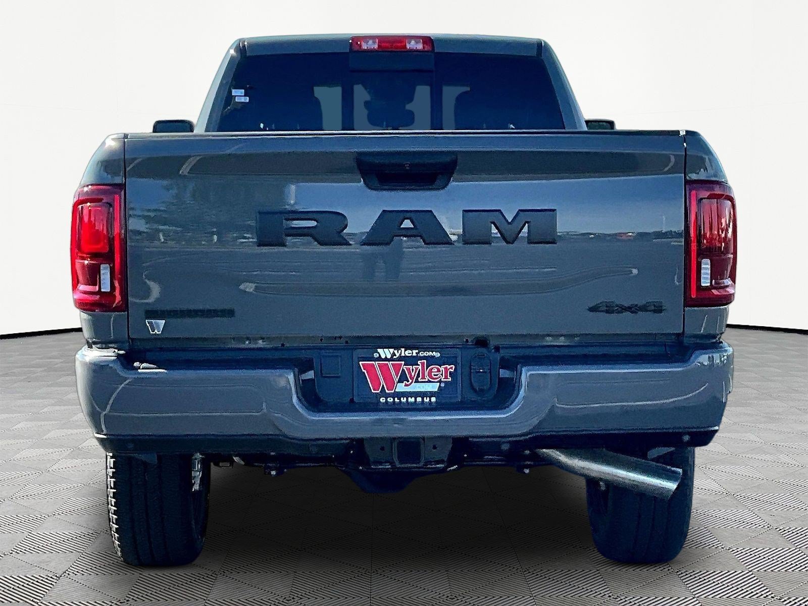 New 2027 RAM 2500 Big Horn AWD/4WD image 4