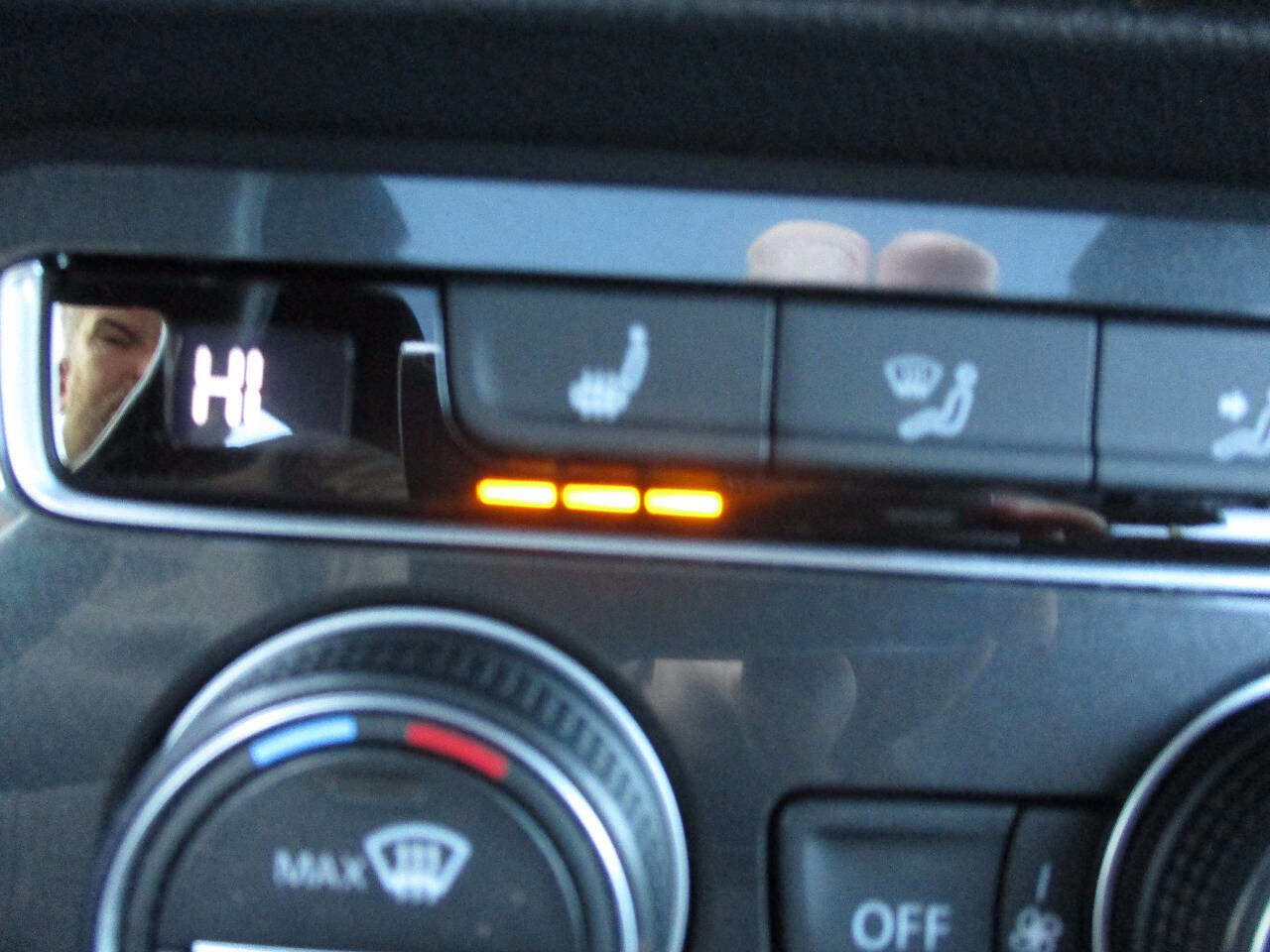 Used 2021 Volkswagen Tiguan SE R-Line image 59