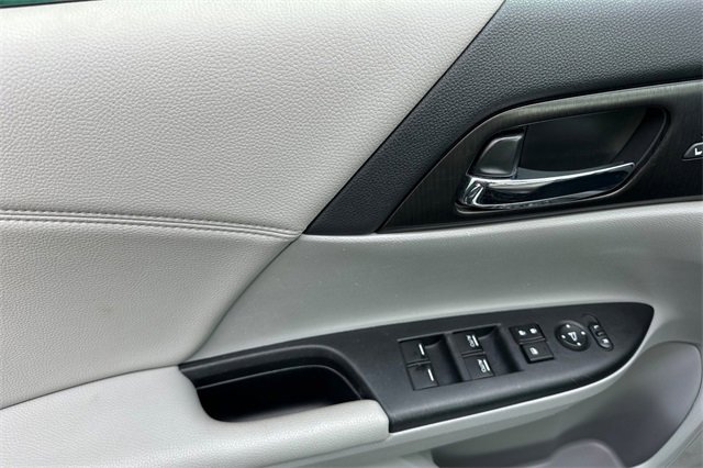 Used 2015 Honda Accord EX-L image 13