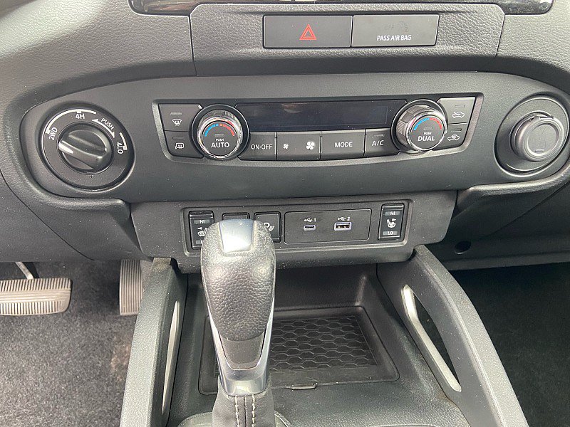 Used 2022 Nissan Frontier SV AWD/4WD image 11