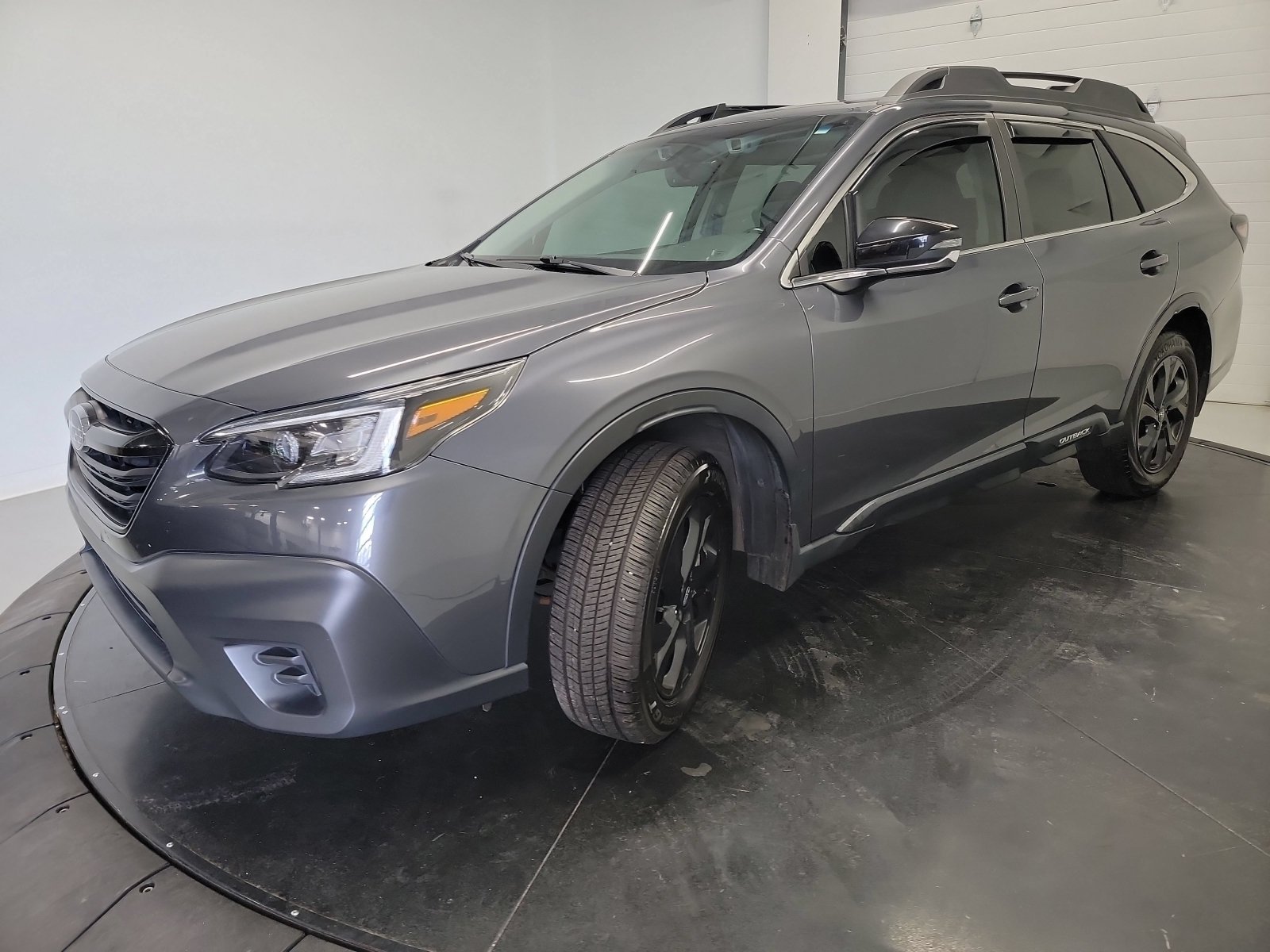 Used 2021 Subaru Outback Onyx Edition XT w/ Popular Package #2 AWD/4WD image 3