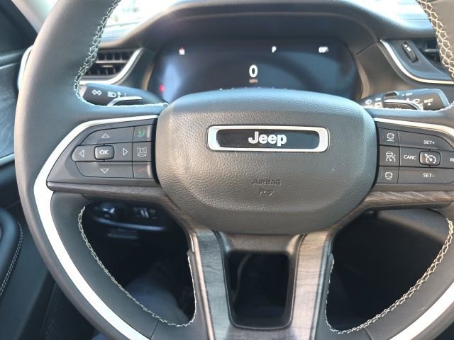 Used 2023 Jeep Grand Cherokee L Limited image 8