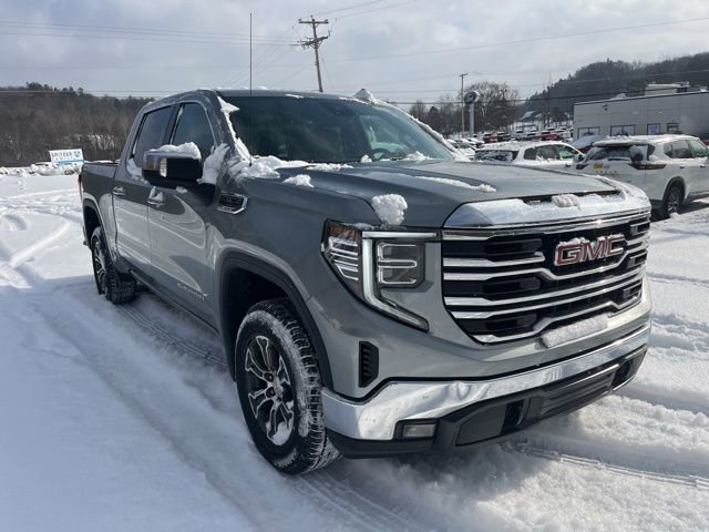 Used 2025 GMC Sierra 1500 SLT image 3