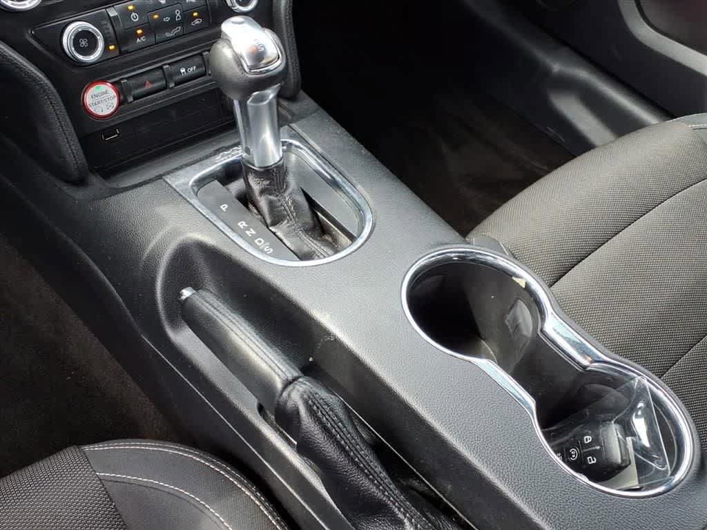 Used 2015 Ford Mustang Convertible w/ Equipment Group 051A RWD image 23