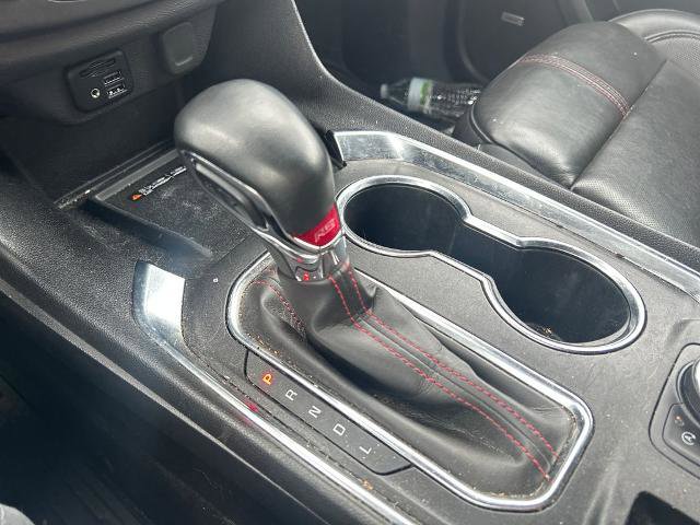 Used 2023 Chevrolet Traverse RS FWD image 32