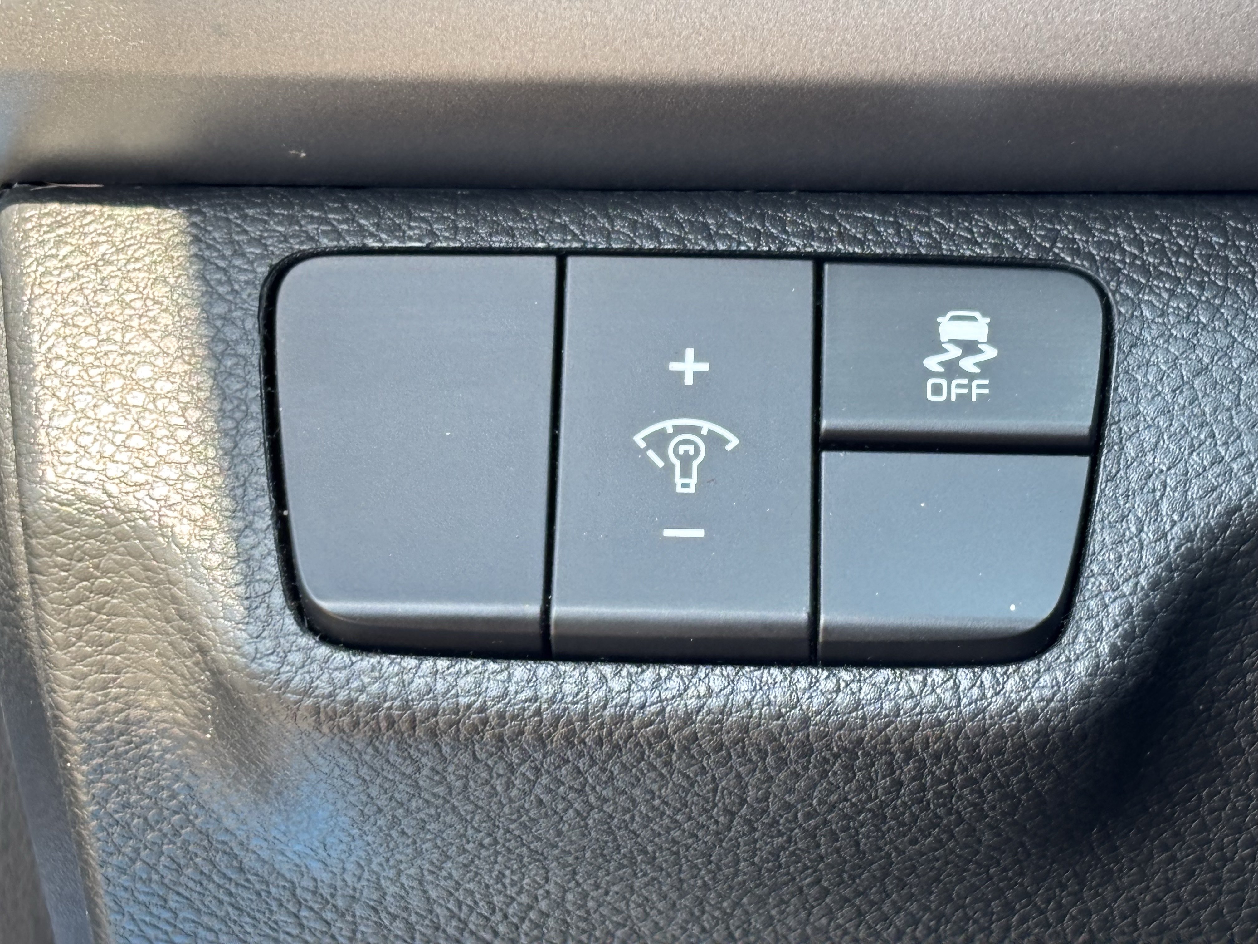 Certified 2022 Kia Rio S FWD image 29
