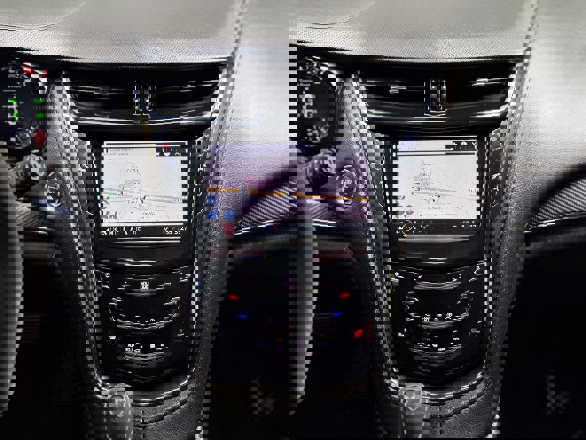 Used 2018 Cadillac CTS V w/ Carbon Fiber Package image 19