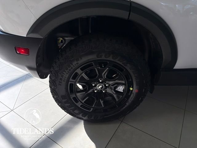 New 2025 Ford Bronco Sport Outer Banks w/ Sasquatch Outer Banks Package image 32