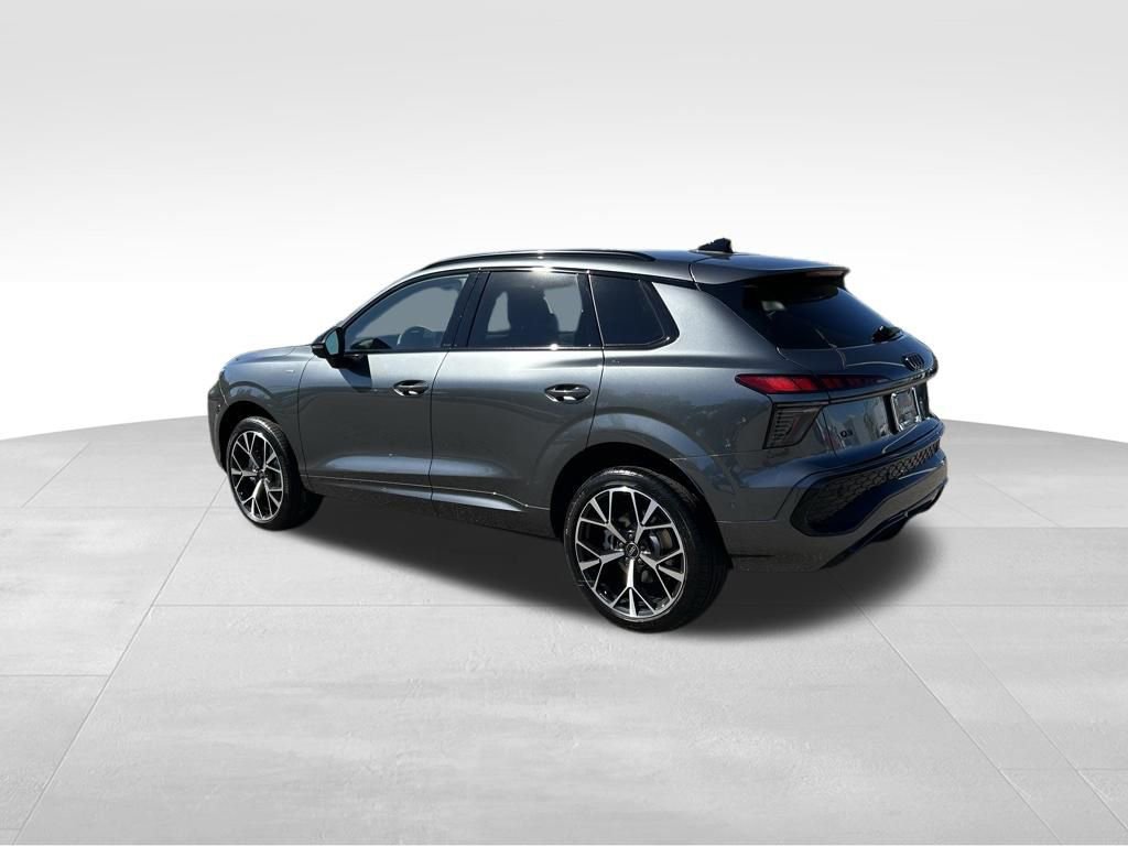 New 2026 Audi Q3 quattro 2.0T image 3