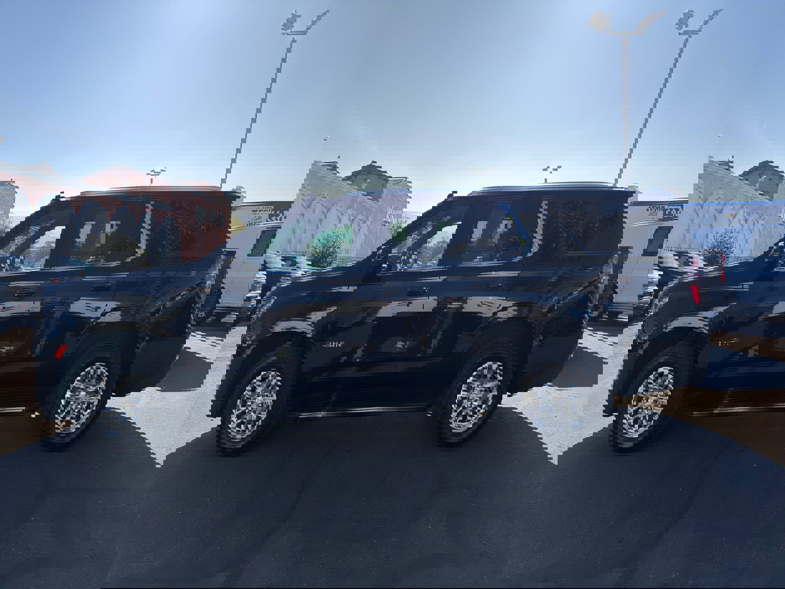 Used 2024 Chevrolet Tahoe LT image 5