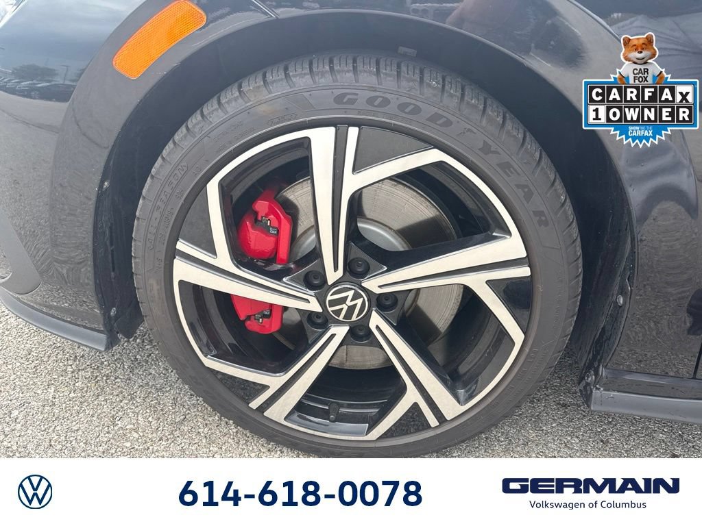 Used 2024 Volkswagen GTI SE FWD image 15