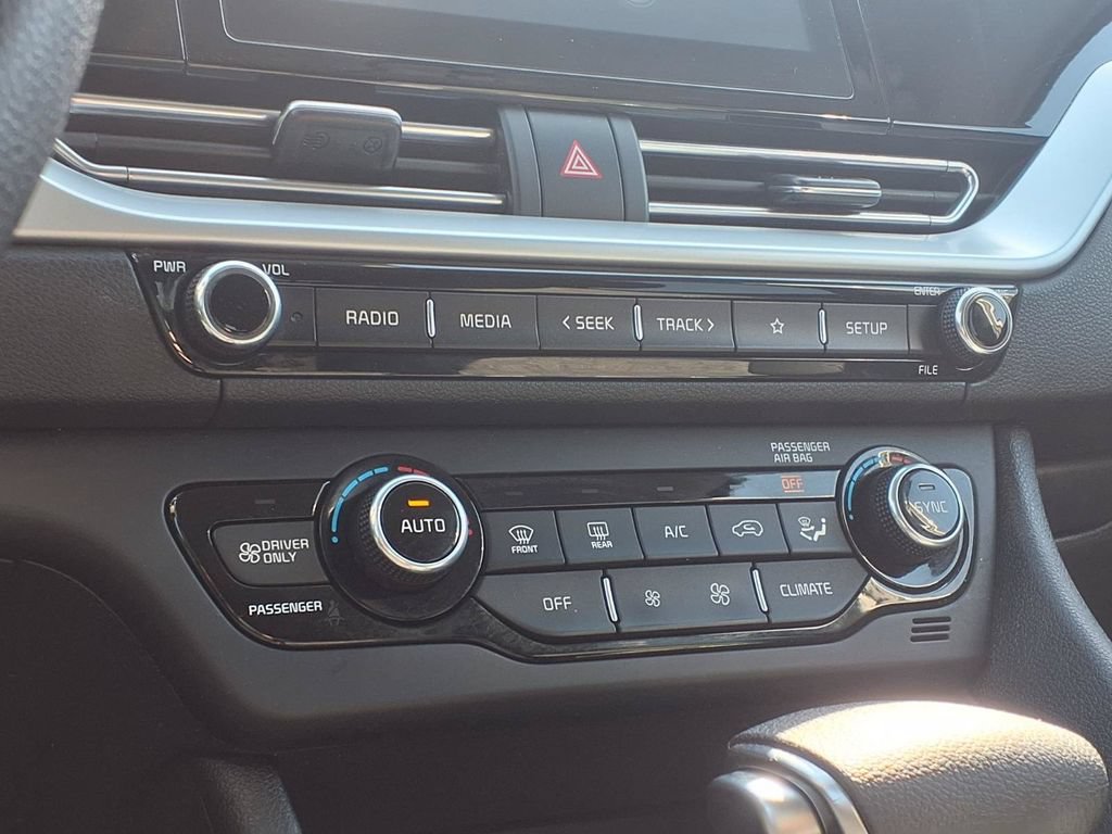 Used 2021 Kia Niro LX FWD image 10