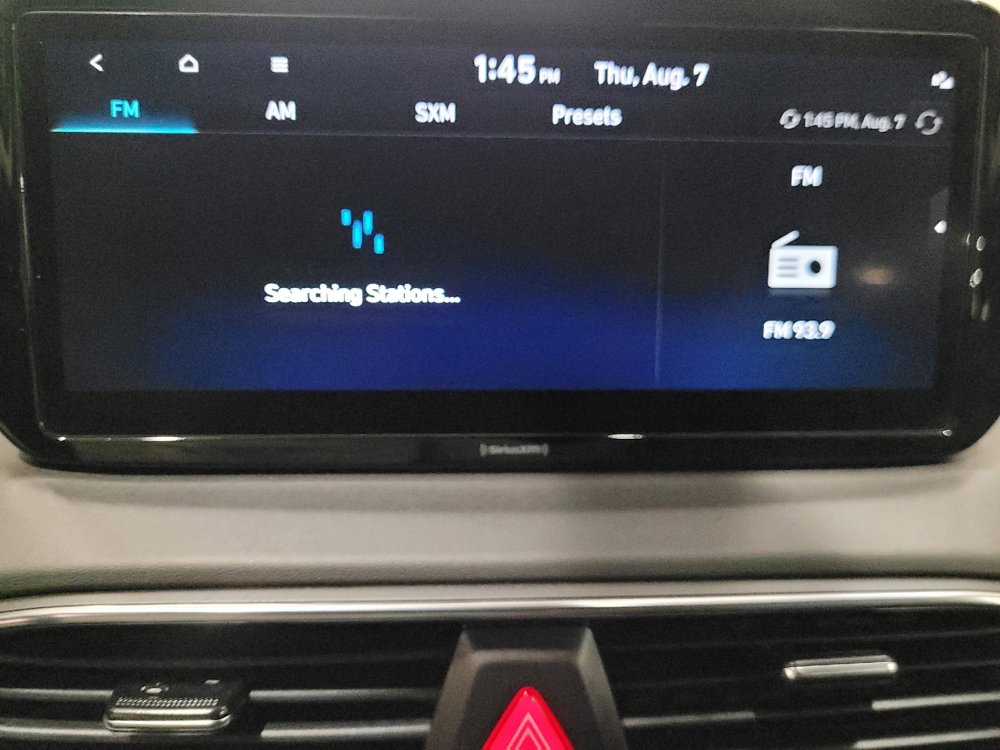 Used 2023 Hyundai Santa Fe SEL image 25