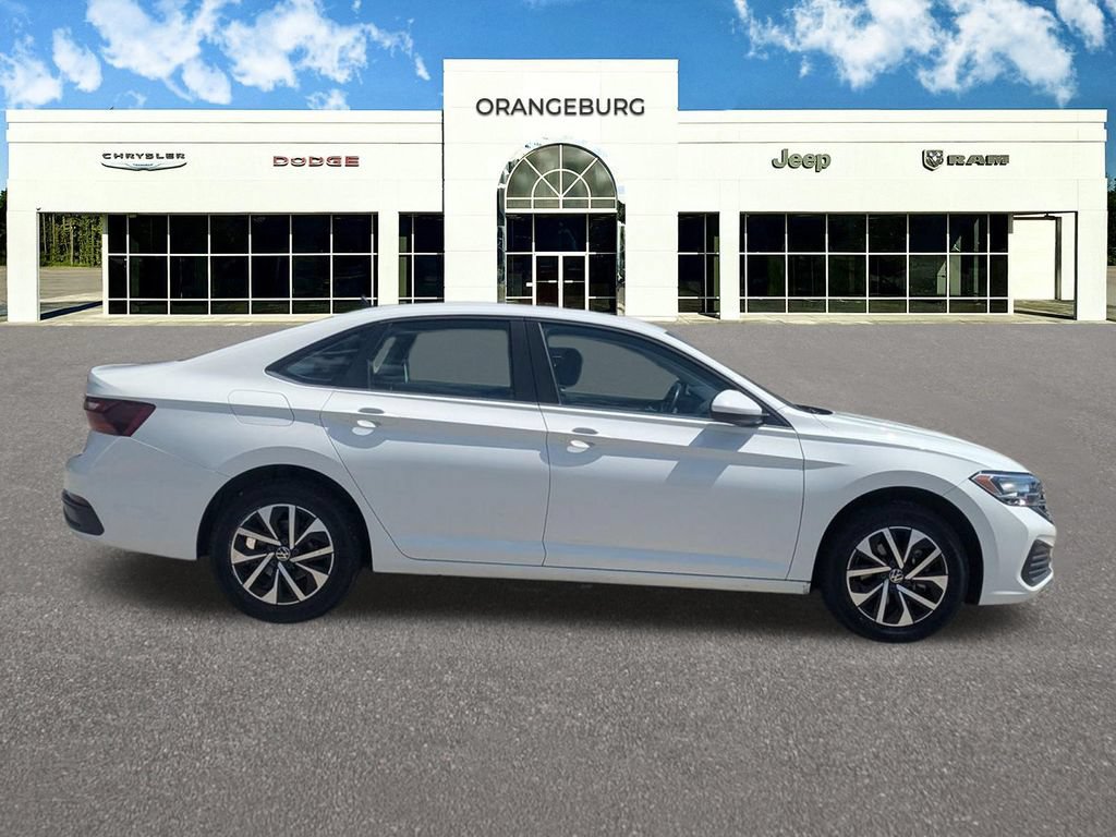 Used 2024 Volkswagen Jetta S FWD image 9