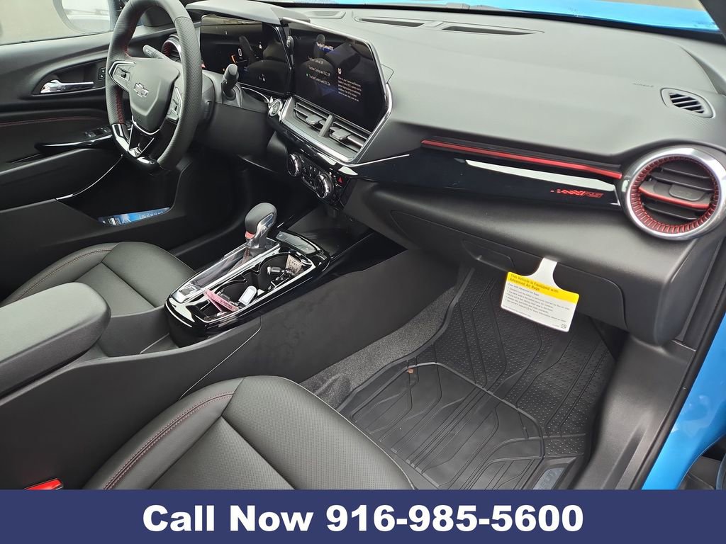 New 2026 Chevrolet Trax RS w/ Sunroof Package image 34