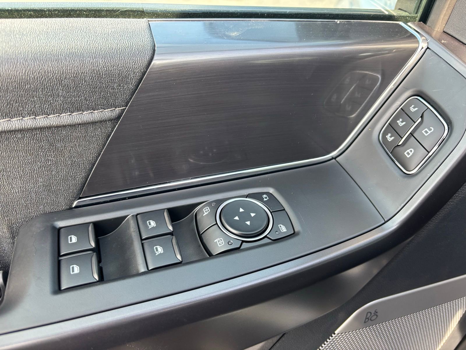 New 2026 Ford F150 Lariat w/ Equipment Group 501A Mid AWD/4WD image 17