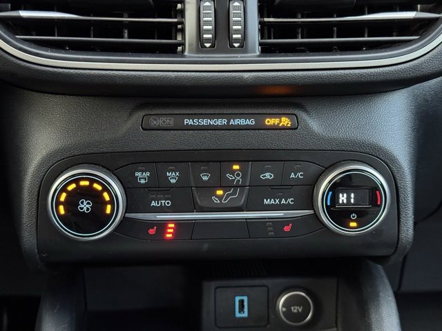 Used 2020 Ford Escape SE image 13