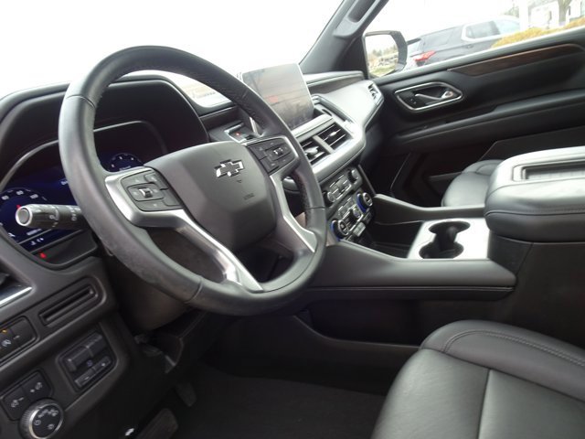 Used 2023 Chevrolet Suburban Z71 w/ Max Trailering Package image 14