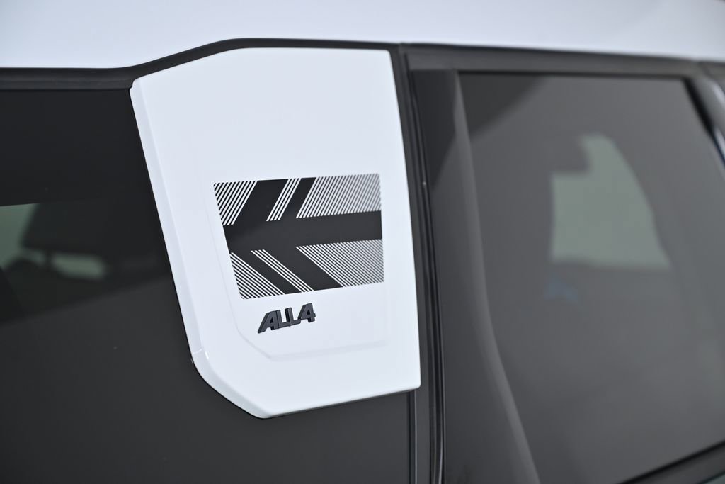 Used 2025 MINI Cooper Countryman S image 10