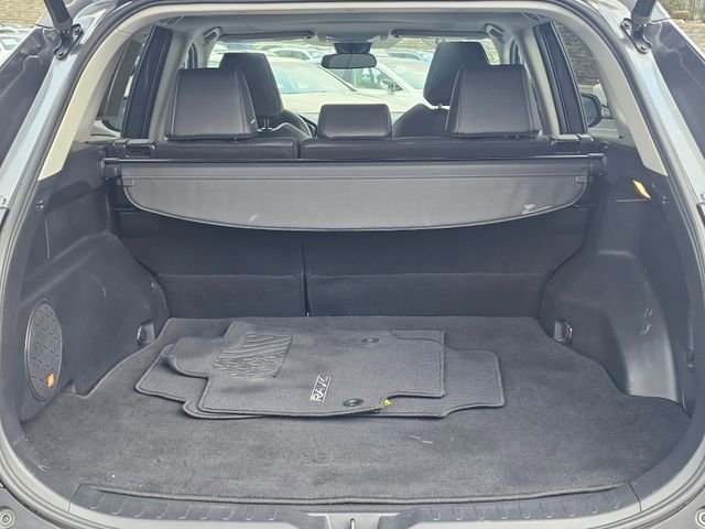 Used 2020 Toyota RAV4 XLE Premium image 11