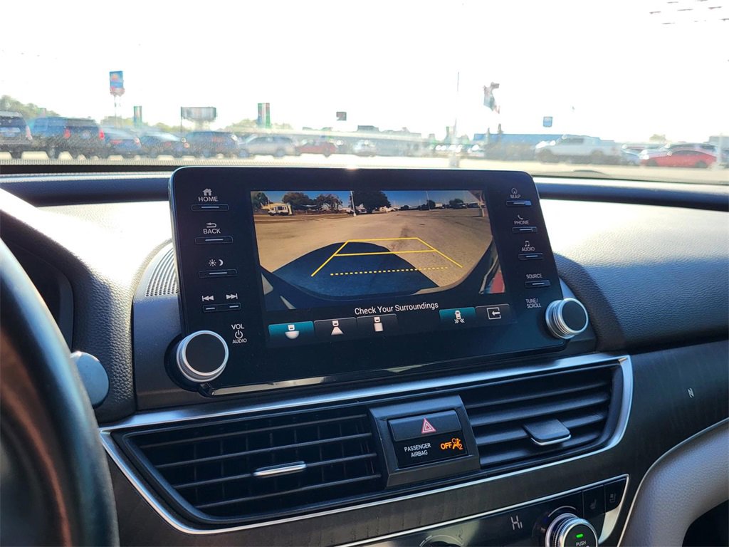 Used 2018 Honda Accord Touring image 27