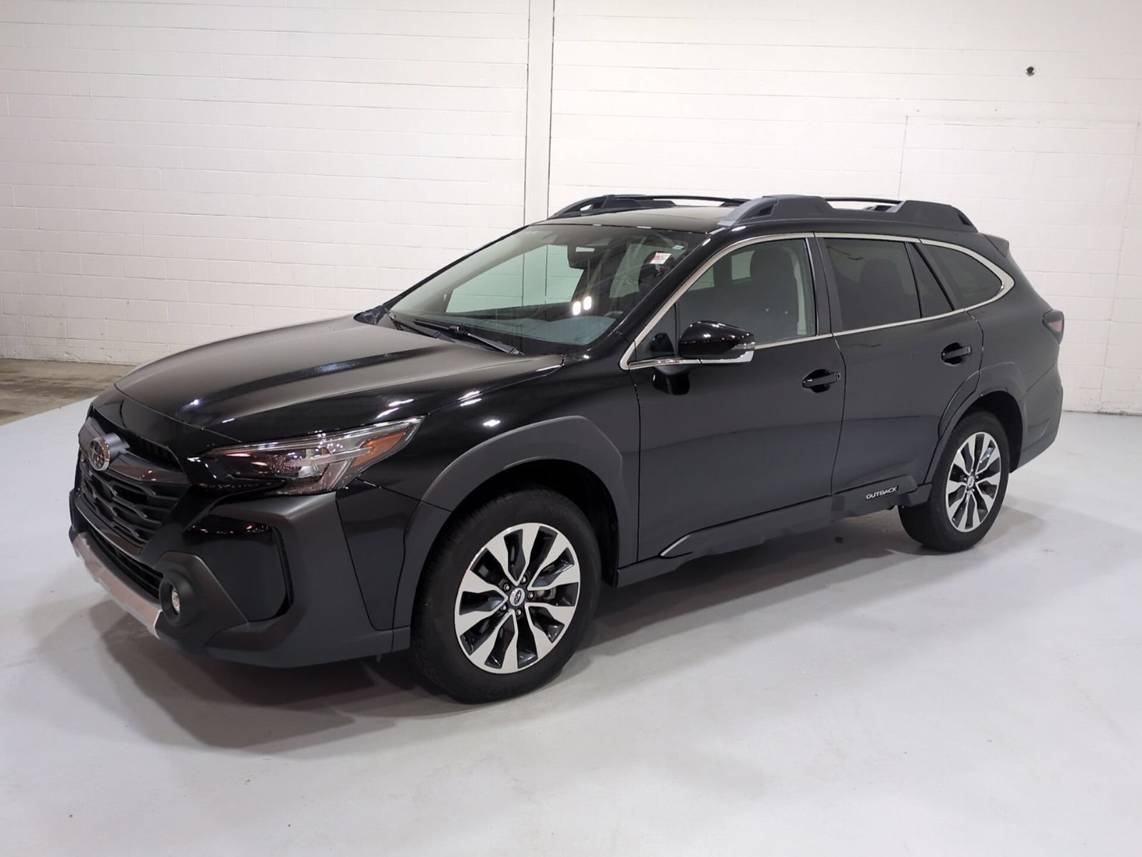 Certified 2024 Subaru Outback Limited AWD/4WD image 7