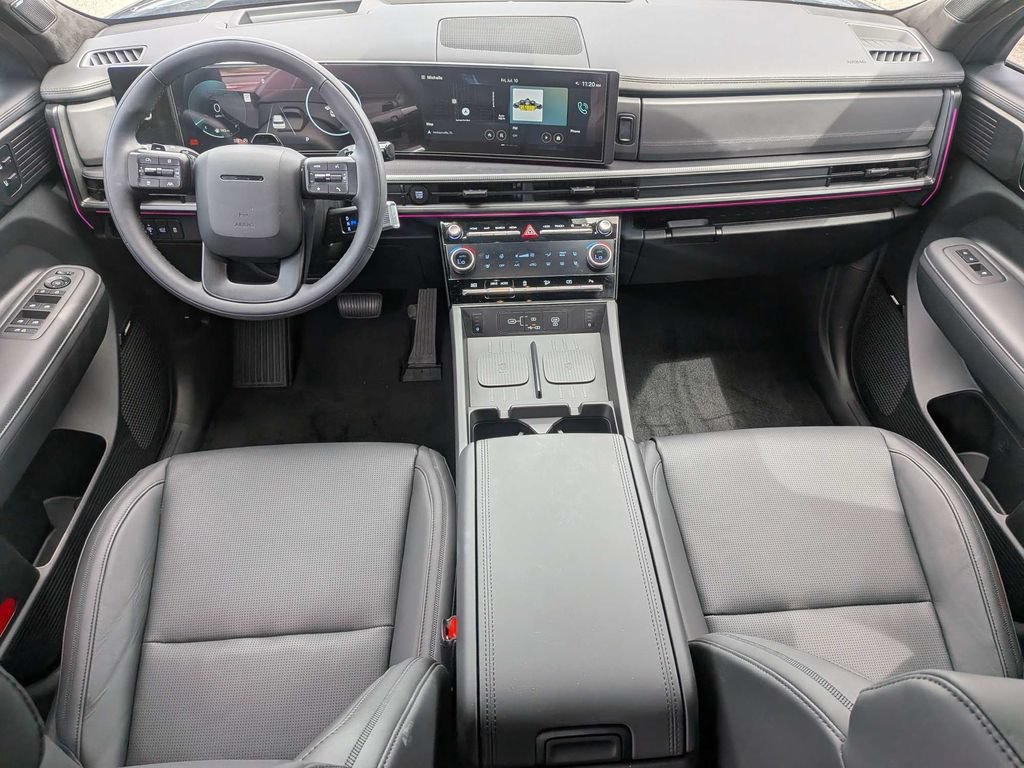Used 2026 Hyundai Santa Fe Calligraphy FWD image 18