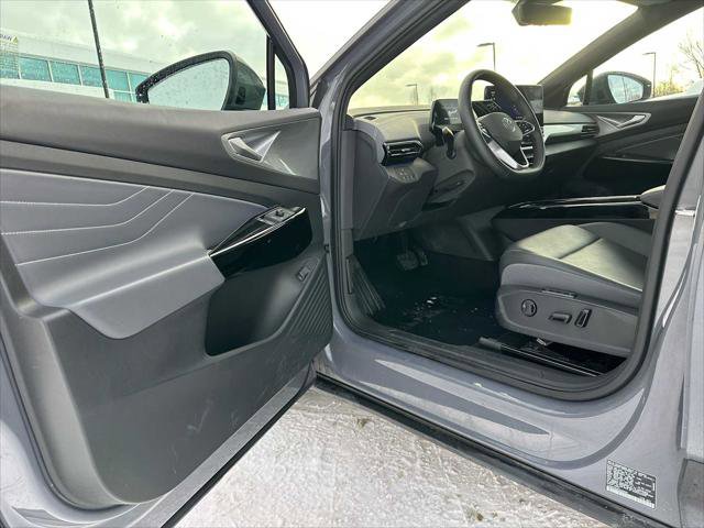 Used 2023 Volkswagen ID.4 Pro S Plus image 19
