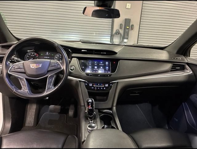 Used 2021 Cadillac XT5 Luxury FWD image 12