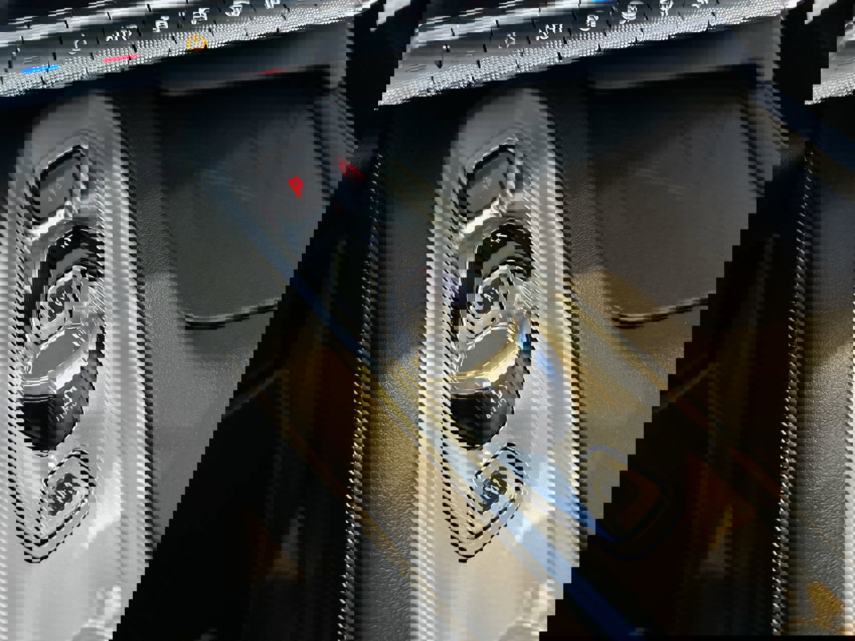 New 2026 Chevrolet Corvette Stingray Convertible w/ Z51 Performance Package image 19