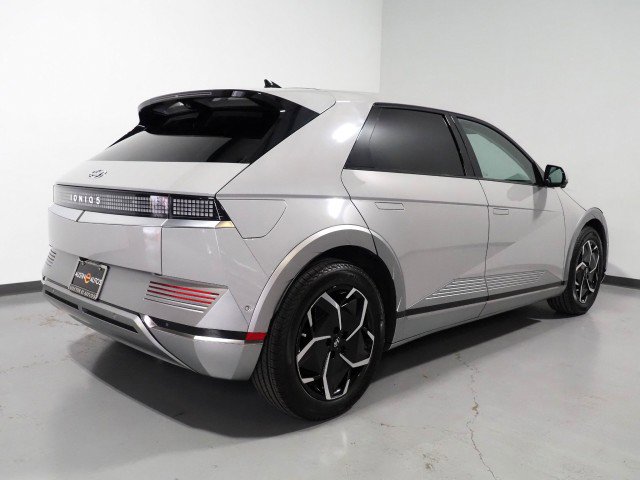 Used 2024 Hyundai Ioniq 5 Limited RWD image 6