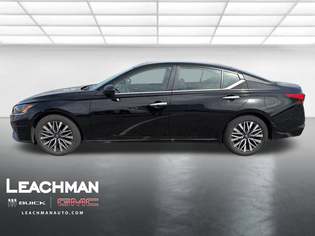 Used 2025 Nissan Altima 2.5 SV image 6